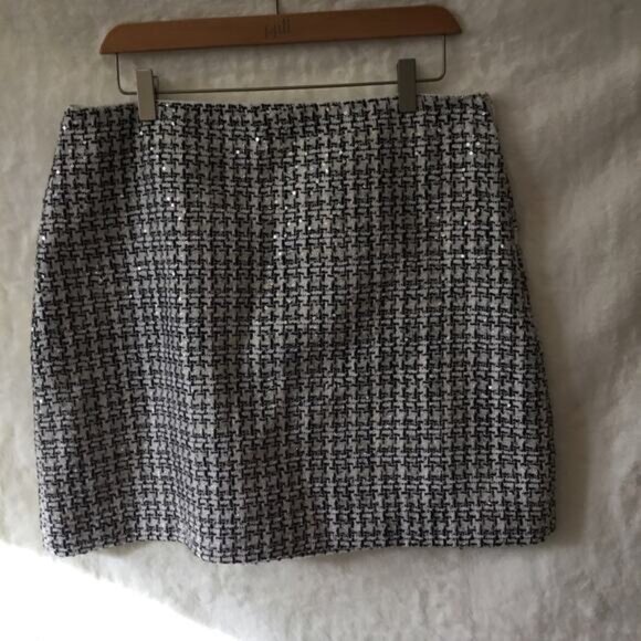 Loft Black and White Sequin Shift Skirt - Picture 9 of 14